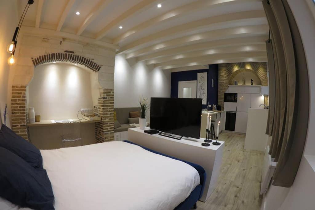 Charmant Studio Hyper Centre Troyes Dış mekan fotoğraf